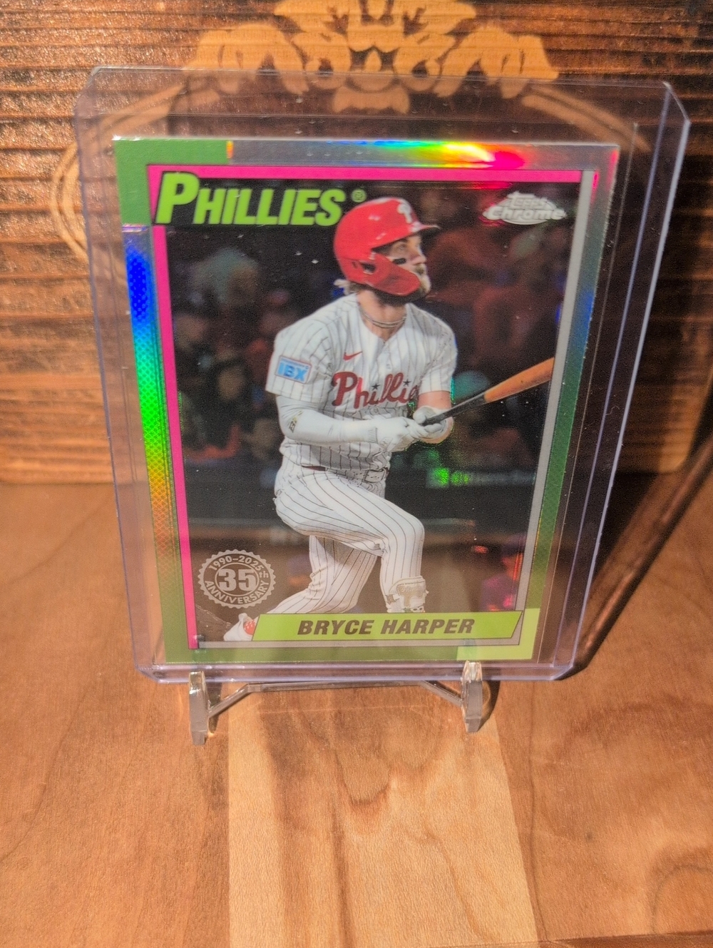2025 Topps Chrome Bryce Harper Holo Foil Refractor Phillies - Picture 1 of 3